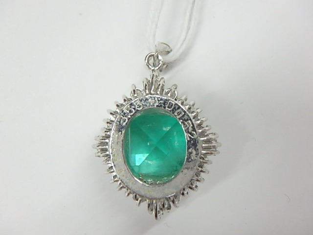 Pt900 エメラルドネックレストップ 3.550ct 0.52ct