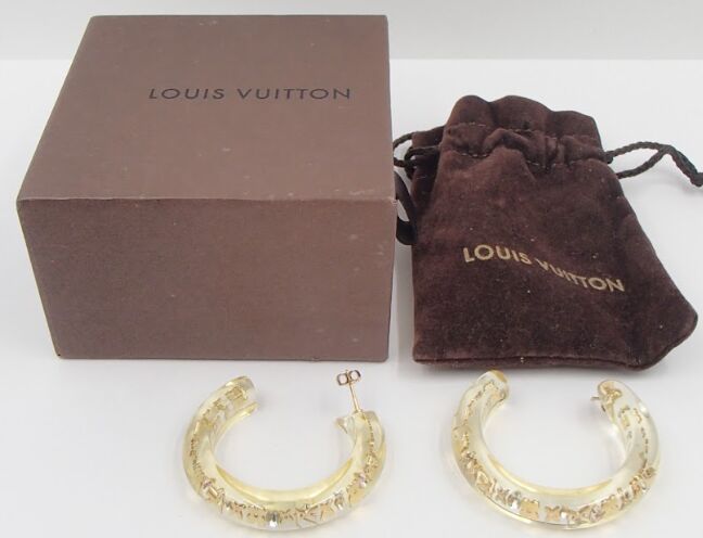 Louis Vuitton　フープピアス