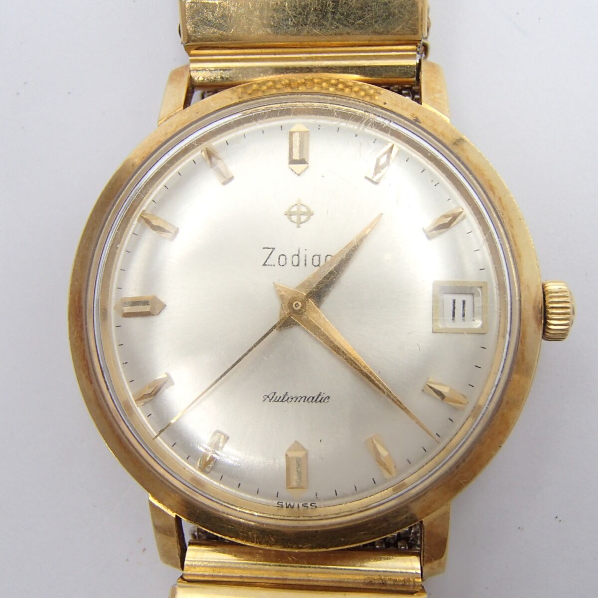 ゾディアック 裏蓋18K - 750 自動巻 オートマチック 腕時計 メンズ ゴールドカラー文字盤 社外ブレス 7139
