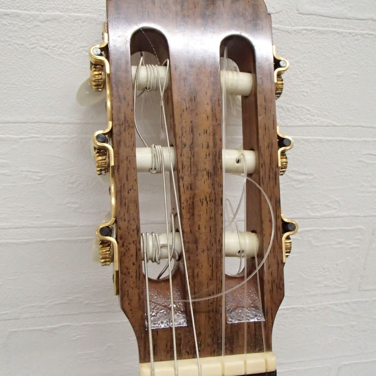 LEONA レオナ 中出輝明 アコースティックギター ケース付 重量 約1.16㎏ 中古 楽器 動作未確認 音楽 ギター