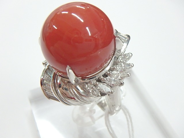 サンゴ　18ｍｍ　プラチナ　リング