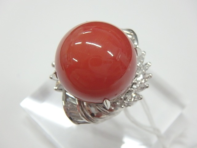 サンゴ　18ｍｍ　プラチナ　リング