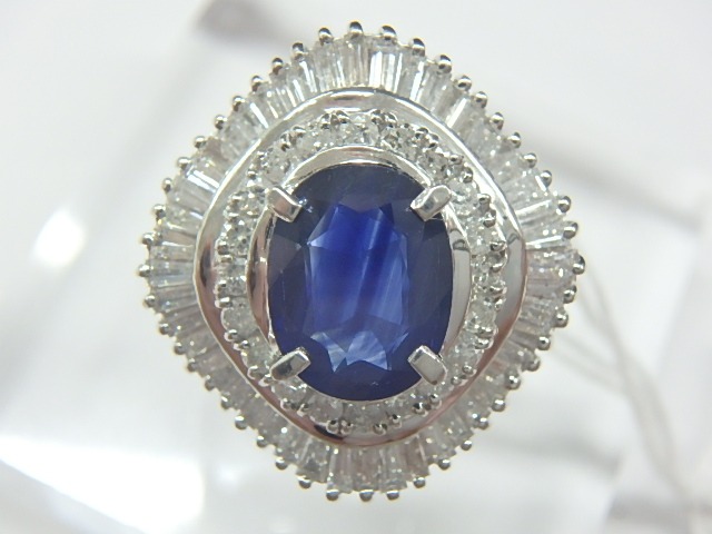 Ptサファイアリング　11.7ｇ　2.13ct　1.20ct