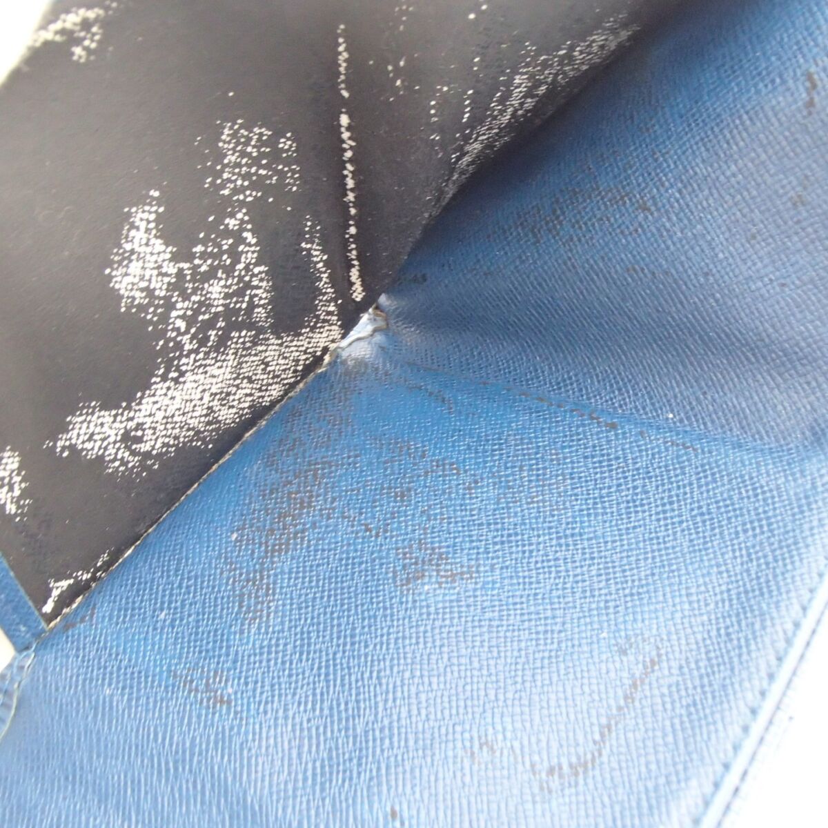 ルイヴィトン Wホック財布 ブランド財布 廃番カラー アイテム トレドブルー ポルトモネ・ビエ・カルトクレディ エピ