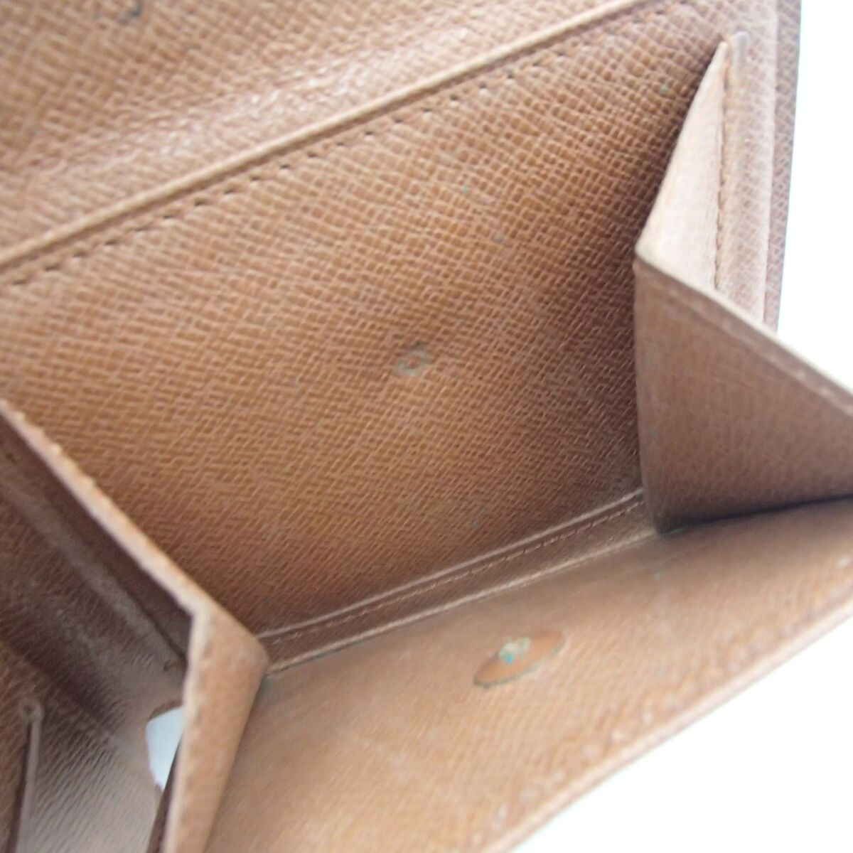 ルイ・ヴィトン　二つ折り財布