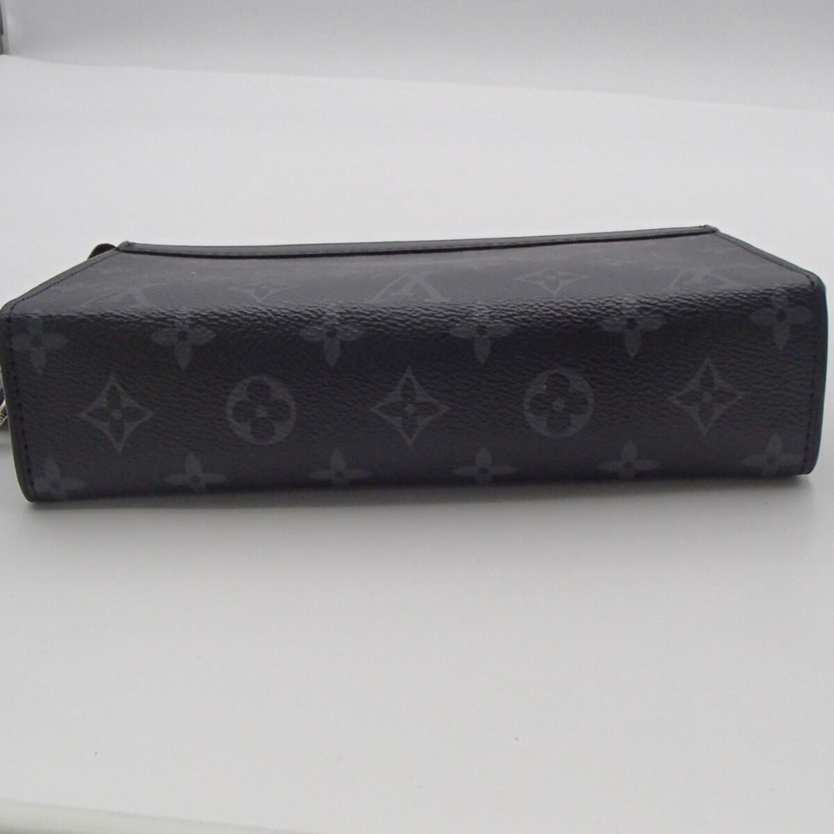 ルイヴィトン　ショルダーバッグ　モノグラム・エクリプス　ガストンウェアラブルウォレット　M81124　LOUIS VITTON　黒　※コピー品