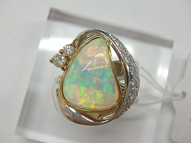 pt900 k18 オパール 14.6g 2.40ct 0.26ct