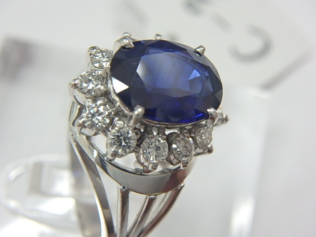 pt900 サファイア7.7g 0.75ct 0.35ct