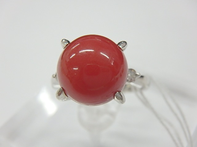 pt900 サンゴ 8.8g 11mm メレダイヤ0.12ct