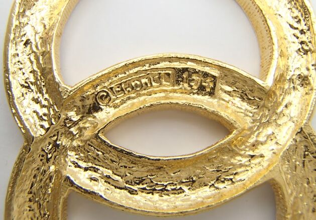 シャネル ココマーク ブローチ