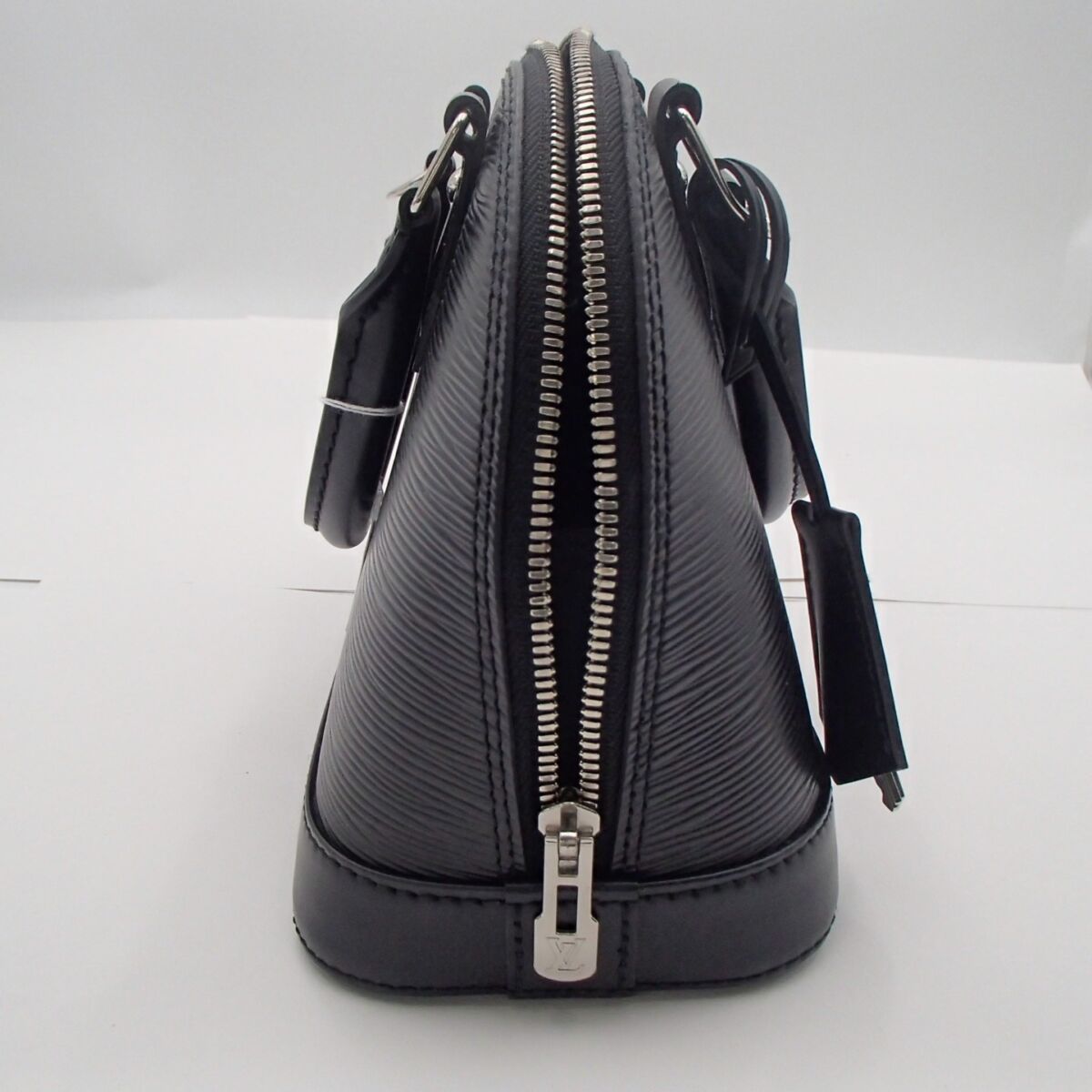 Louis Vuitton ルイヴィトン アルマBB エピ ノワール (M59217)