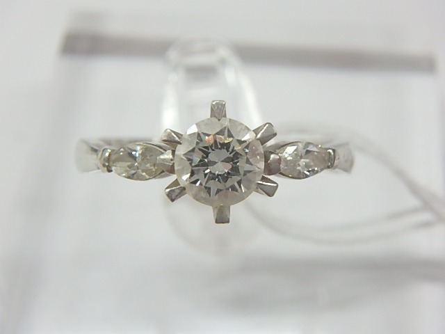 PT900　ダイヤモンドリング　0.463ct