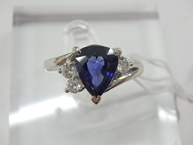 サファイアリング　Pt900　6.1g　サファイア2.11ct　ダイヤモンド0.2ct