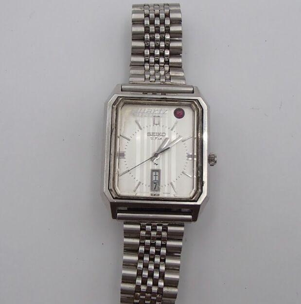 SEIKO V.F.A クォーツ 3923-5020