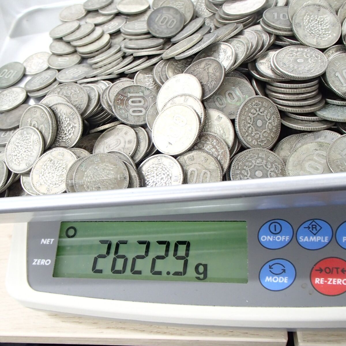 古銭 100円銀貨 まとめ 稲穂 鳳凰 約2622.9g 古銭まとめ 昭和 銀貨