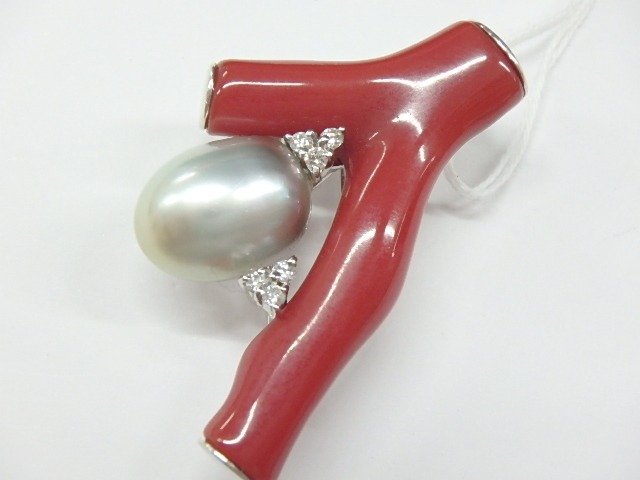 k18wg サンゴ 16.2g 0.15ct 