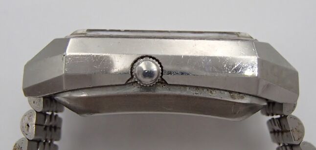 SEIKO V.F.A クォーツ 3923-5020