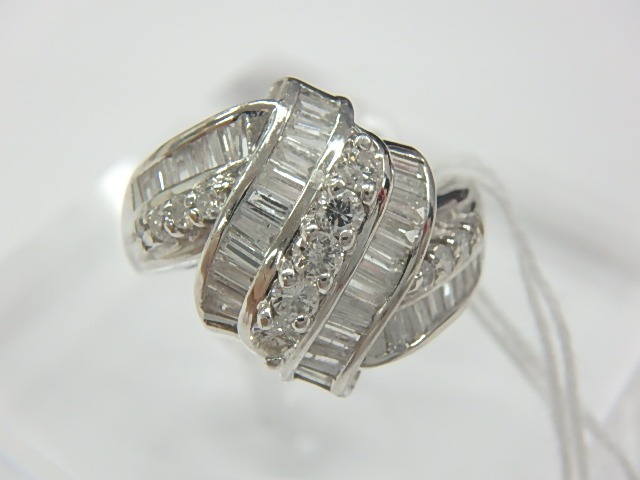 pt900 ダイヤ 6.3g 1.00ct