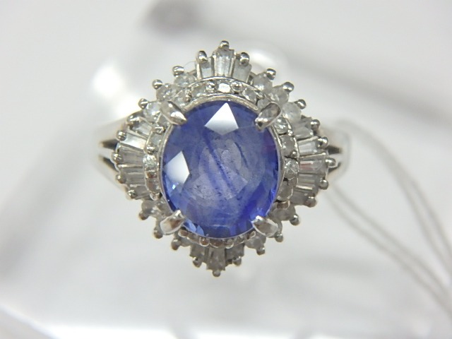 pt900 サファイアリング （サファイア1.66ct／ダイヤモンド0.55ct）
