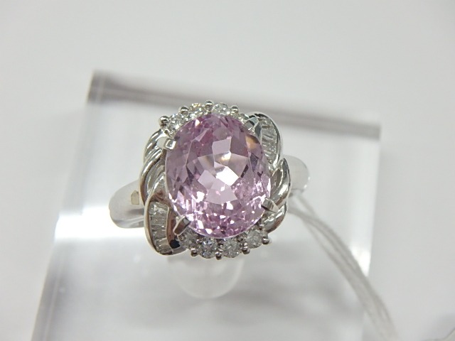 pt900 クンツァイト 10.5g 4.815ct 0.37ct