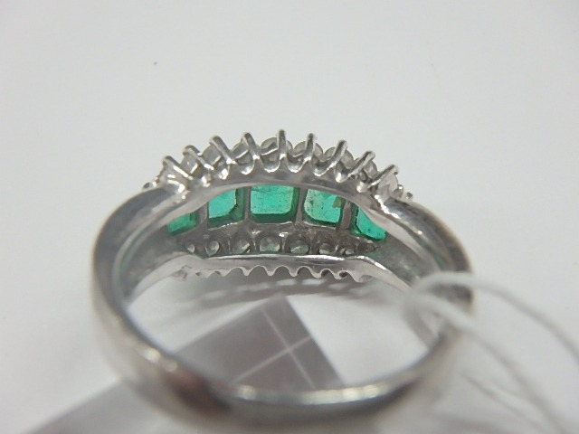 pt900 エメラルド 7.5g 1.31ct 0.38ct