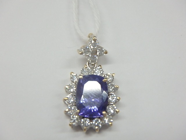 k18wg タンザ 2.8g 1.61ct 0.56ct