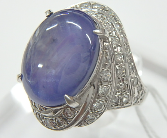 pt900 バイオレットスターサファイア 14.9g 16.7ct 0.70ct